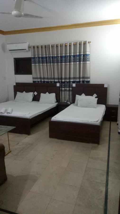 Hotel Crown Plaza, Near Karachi Airport, Darul Sehat Hospital, Dow, Agha Khan And Liaqat Hospital エクステリア 写真